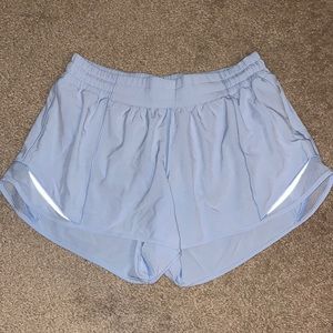 Hotty Hot low rise shorts 4”
